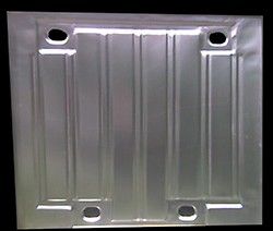 64-6 Center Trunk Pan